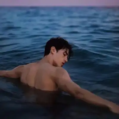 曹航璨